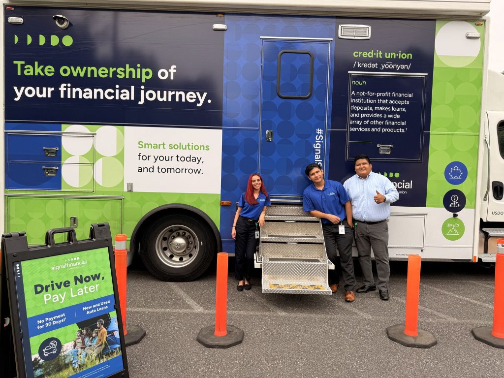 Signal Financial Mobile Branch at National Night Out